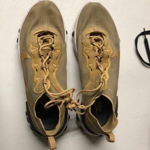 Nike men’s sneaker size 10